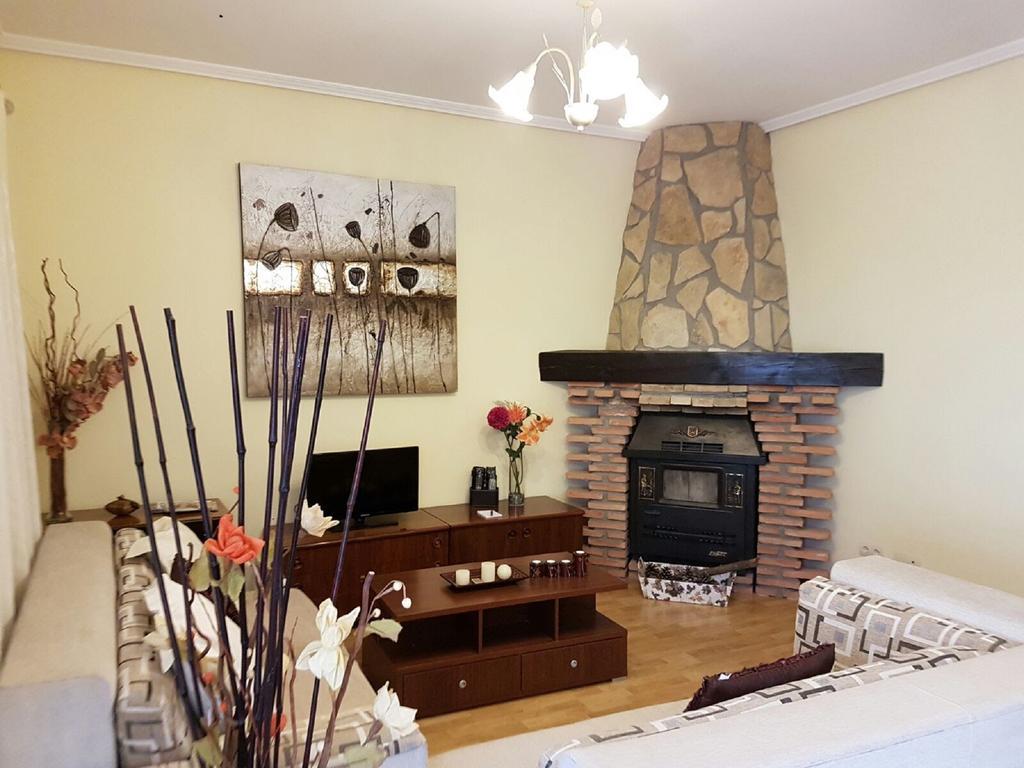 Casa Rural Claudia Albarracín エクステリア 写真
