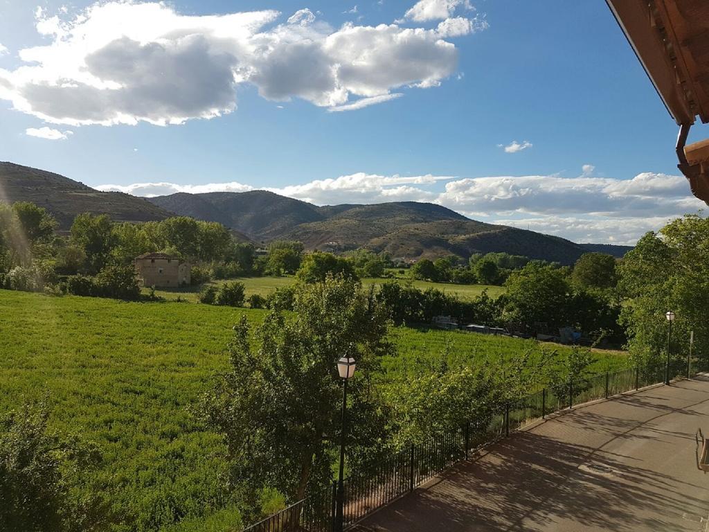 Casa Rural Claudia Albarracín エクステリア 写真